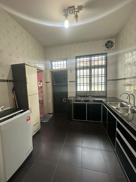 1-storey Terraced House for Rent in Taman Nusa Bestari (Iskandar Puteri (Nusajaya)) - SJ CHAN - Kitchen - PropertyGuru.com.my