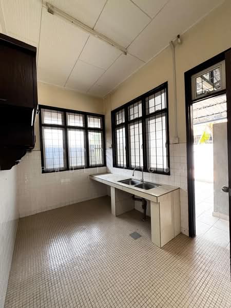 1-storey Terraced House for Sale in Taman Daya (Johor Bahru) - Pauline Goh - PropertyGuru.com.my