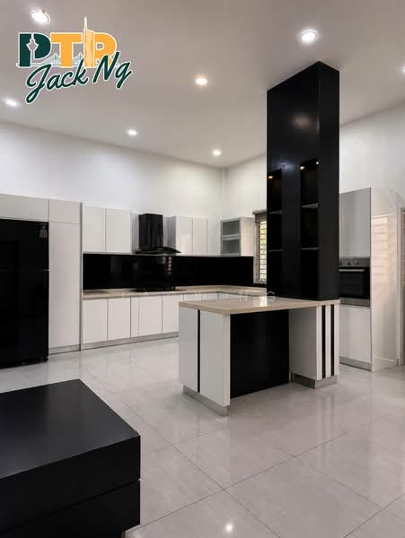 Rumah Teres 2.5 Tingkat untuk Dijual di Taman Tanjung Indah (Butterworth) - Jack Ng - Kitchen - PropertyGuru.com.my