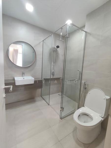 Service Residence for Sale at Edelweiss @ Tropicana Gardens - Olivia Hoh - Bathroom - PropertyGuru.com.my