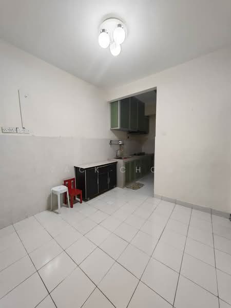 Rumah Teres 1-Tingkat untuk Dijual di Taman Seri Austin (Tebrau) - Zack Chow - Kitchen - PropertyGuru.com.my