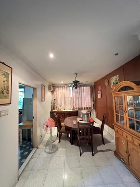 Rumah Banglo untuk Dijual di Seksyen 2 (Shah Alam) - Juliana Mahmud - PropertyGuru.com.my