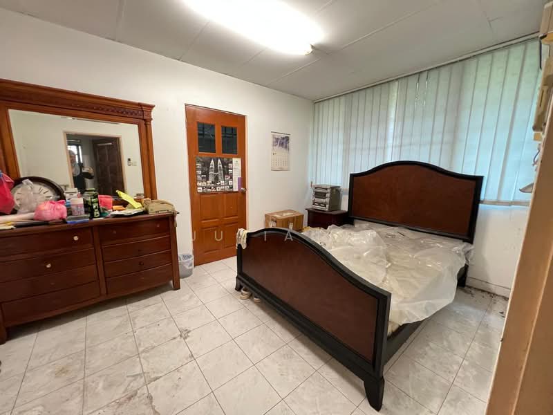 Rumah Banglo untuk Dijual di Seksyen 2 (Shah Alam) - Juliana Mahmud - PropertyGuru.com.my