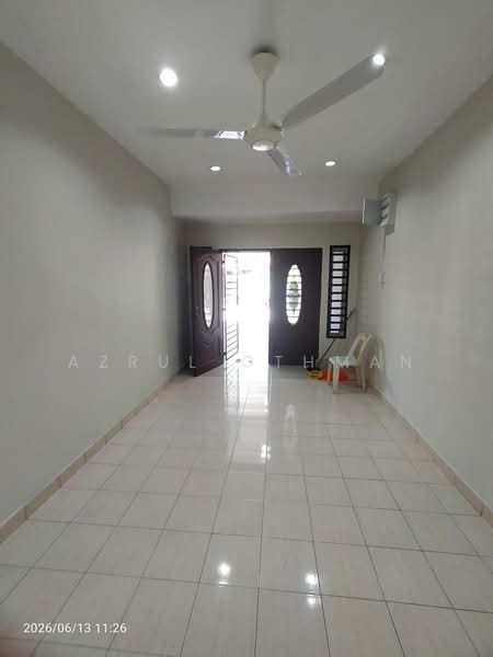Rumah Teres 1 Tingkat untuk Dijual di Taman Politeknik (Telok Kemang) - Azrul Othman - Entrance - PropertyGuru.com.my