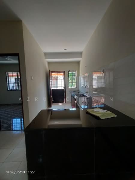 Rumah Teres 1 Tingkat untuk Dijual di Taman Politeknik (Telok Kemang) - Azrul Othman - Kitchen - PropertyGuru.com.my