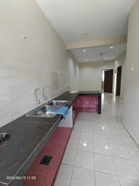 Rumah Teres 1 Tingkat untuk Dijual di Taman Politeknik (Telok Kemang) - Azrul Othman - Kitchen - PropertyGuru.com.my