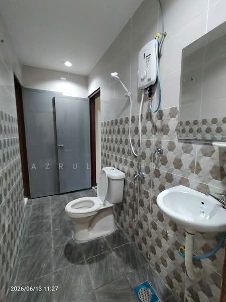 Rumah Teres 1 Tingkat untuk Dijual di Taman Politeknik (Telok Kemang) - Azrul Othman - Bathroom - PropertyGuru.com.my