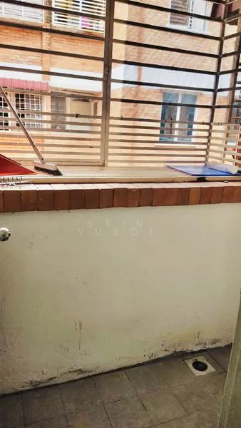 Apartment for Rent at Alam Budiman (Sri Budiman) - Erin Yusof - Balcony - PropertyGuru.com.my