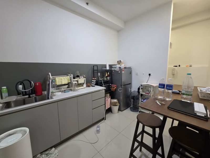 Service Residence for Sale at Meridin Executive Suites @ The Meridin - Nathan Chan - Kitchen - PropertyGuru.com.my