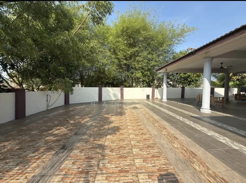 Bungalow for Sale in Bandar Warisan Puteri (Seremban) - Hany . - PropertyGuru.com.my