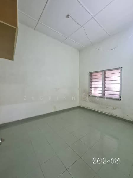 1-storey Terraced House for Sale in Off Jalan Meru (Klang) - Zackinn Hoi - Interior - PropertyGuru.com.my