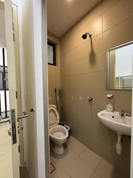 Servis Apartment untuk Disewa di Bayberry @ Tropicana Gardens - Max Tan - Bathroom - PropertyGuru.com.my