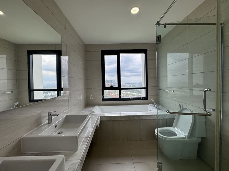 Servis Apartment untuk Disewa di Bayberry @ Tropicana Gardens - Max Tan - Bathroom - PropertyGuru.com.my