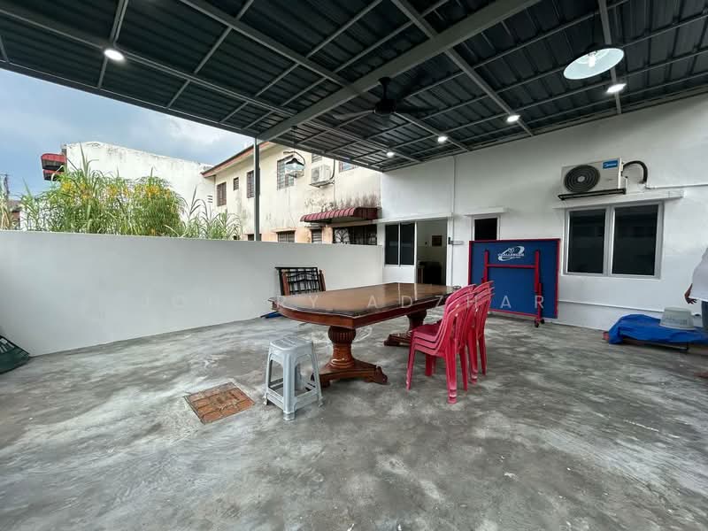 Rumah Teres 2 Tingkat untuk Dijual di Bukit Sentosa (Rawang) - Johary Adzhar - Exterior - PropertyGuru.com.my