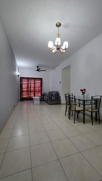 Pangsapuri untuk Disewa di Baiduri Court Apartment - Daniel Wong - Living Room - PropertyGuru.com.my