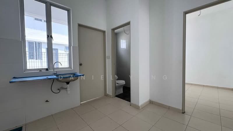 2-storey Terraced House for Sale in Taman Nusa Damai (Pasir Gudang) - Daniel Yong - Kitchen - PropertyGuru.com.my