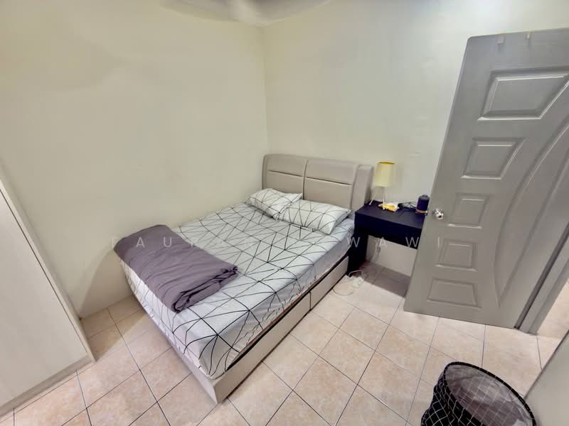 2-storey Terraced House for Sale in Taman Universiti (Bangi) - Fauran Nawawi - PropertyGuru.com.my
