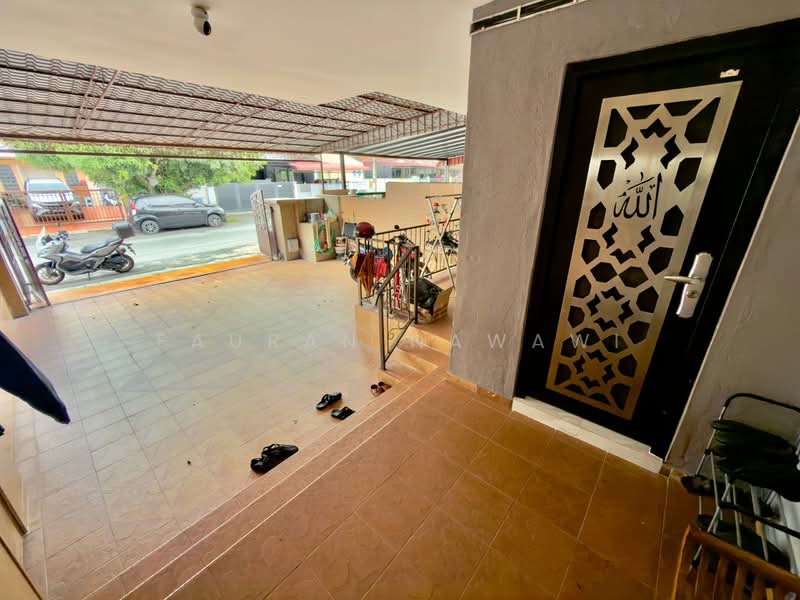 2-storey Terraced House for Sale in Taman Universiti (Bangi) - Fauran Nawawi - PropertyGuru.com.my