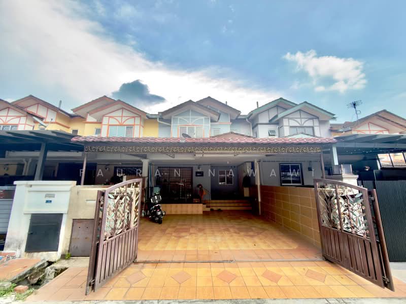 2-storey Terraced House for Sale in Taman Universiti (Bangi) - Fauran Nawawi - PropertyGuru.com.my