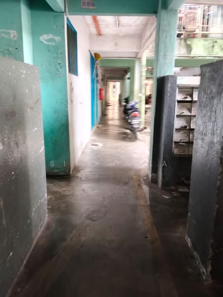Pangsapuri untuk Disewa di Enggang Apartment - Siti Haila - Corridor - PropertyGuru.com.my