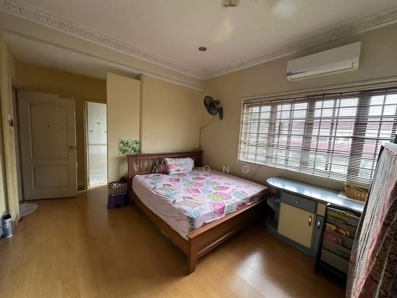Semi-Detached House for Sale in Sunway Damansara (Kota Damansara) - Fay Ong - Bedroom - PropertyGuru.com.my