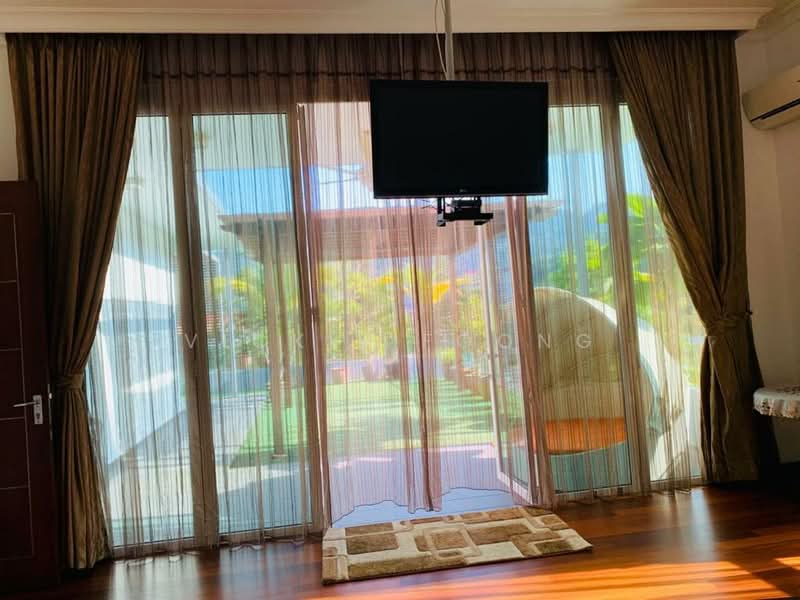 Rumah Banglo untuk Dijual di Ampang Jaya (Ampang) - Vickie Foong - Living Room - PropertyGuru.com.my