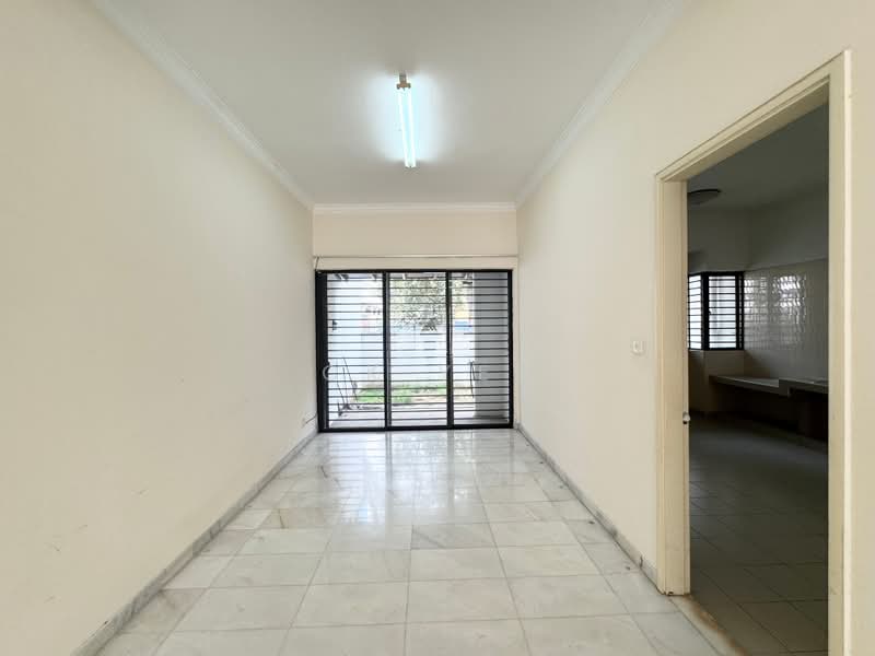 3-storey Terraced House for Sale in Taman Esplanad (Bukit Jalil) - CK Yee - PropertyGuru.com.my