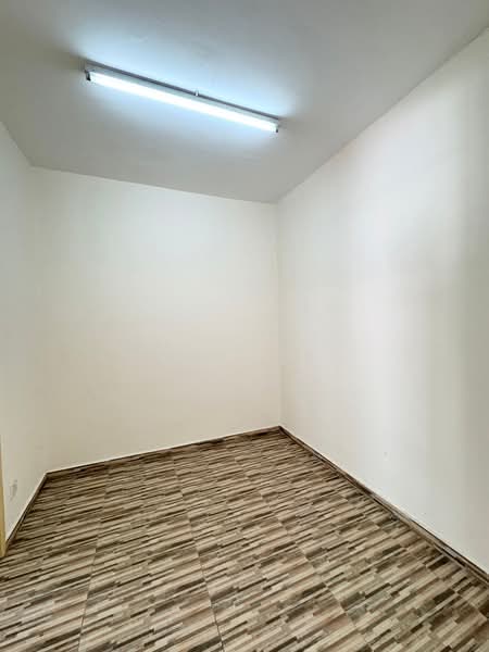 3-storey Terraced House for Sale in Taman Esplanad (Bukit Jalil) - CK Yee - PropertyGuru.com.my