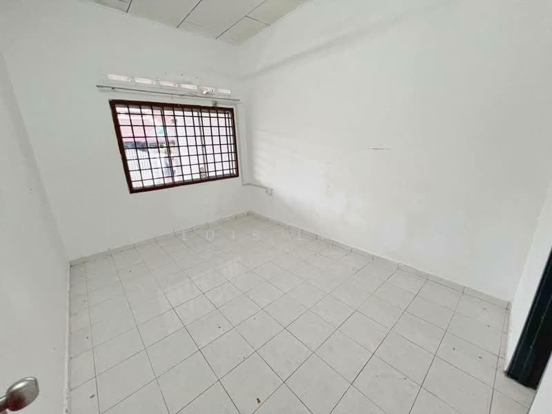Rumah Teres 1 Tingkat untuk Dijual di Bandar Seri Alam (Masai) - Luis Lim - Interior - PropertyGuru.com.my