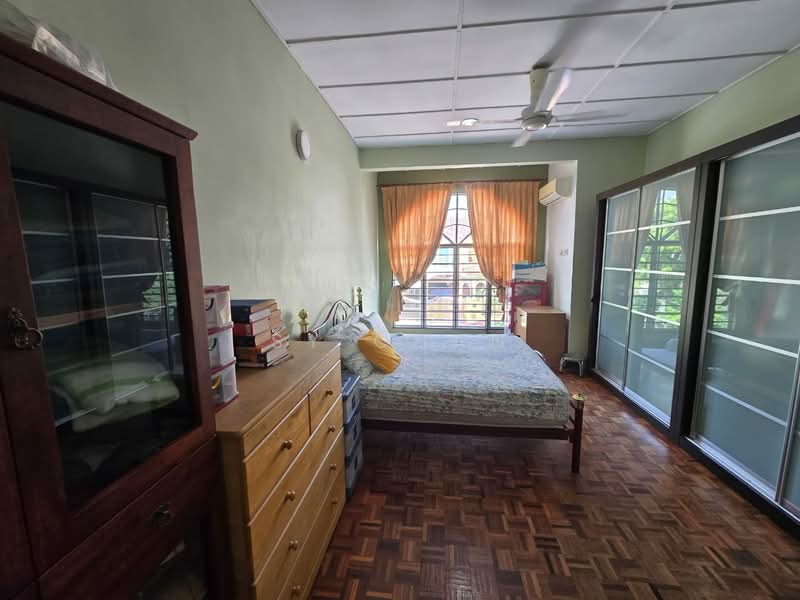 Rumah Teres untuk Dijual di Usj 18 (Subang Jaya) - SY Chan - Bedroom - PropertyGuru.com.my