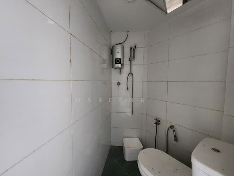 Shop / Office for Rent in Ampang (Selangor) - Shareena . - Bathroom - PropertyGuru.com.my