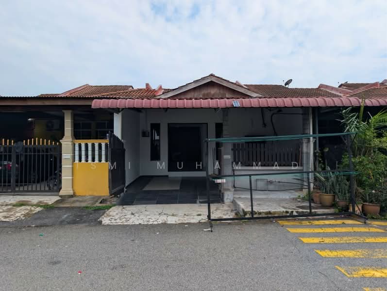 Rumah Teres 1 Tingkat untuk Dijual di Taman Krubong Jaya (Krubong) - Ismi Muhammad - Exterior - PropertyGuru.com.my