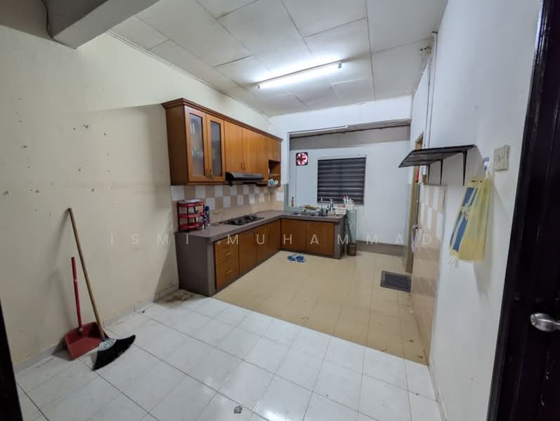 Rumah Teres 1 Tingkat untuk Dijual di Taman Krubong Jaya (Krubong) - Ismi Muhammad - Kitchen - PropertyGuru.com.my