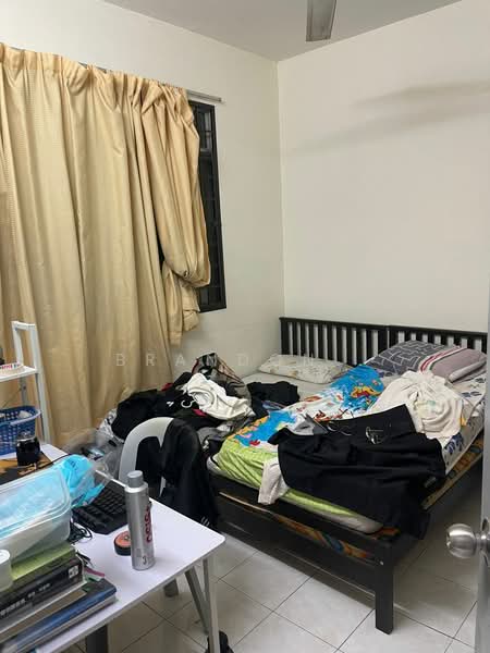 Kondominium untuk Dijual di Platinum Hill PV 5 - Brandon . - Bedroom - PropertyGuru.com.my