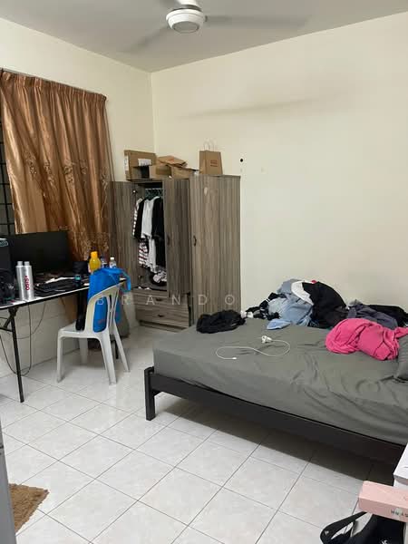 Kondominium untuk Dijual di Platinum Hill PV 5 - Brandon . - Bedroom - PropertyGuru.com.my