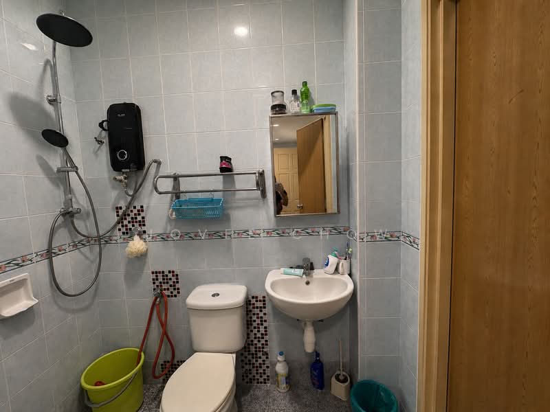 Rumah Teres 2 Tingkat untuk Disewa di Taman Tasik Prima (Puchong) - Jovee Chow - Bathroom - PropertyGuru.com.my