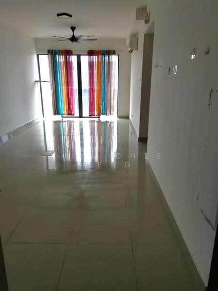 Servis Apartment untuk Disewa di Amerin Residence - Chin Chee Meng - Living Room - PropertyGuru.com.my