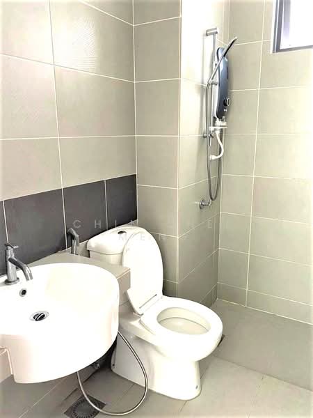 Servis Apartment untuk Disewa di Amerin Residence - Chin Chee Meng - Bathroom - PropertyGuru.com.my