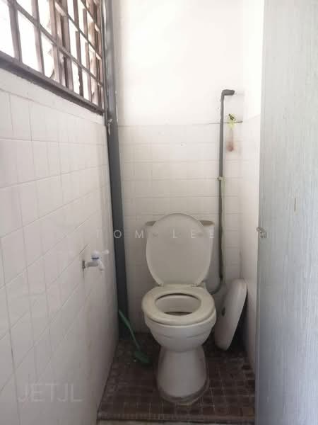 Rumah Teres untuk Dijual di Taman Saujana (Klang) - Tom Lee - PropertyGuru.com.my