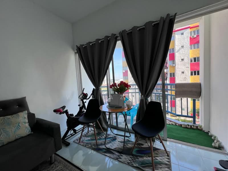 Pangsapuri untuk Dijual di Danau Sutera - Wan Azima - Balcony - PropertyGuru.com.my