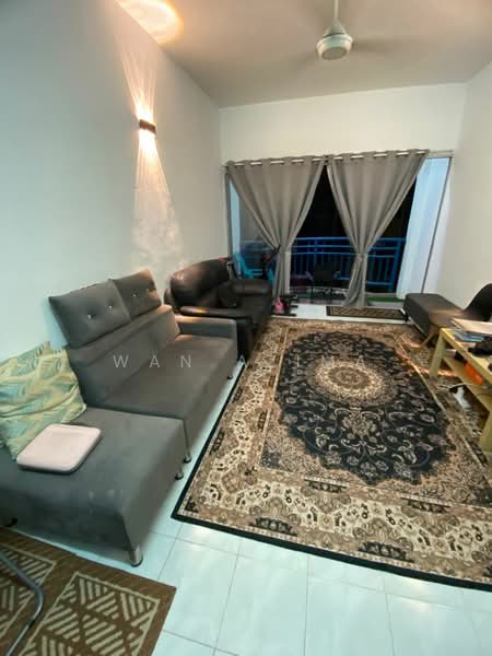 Pangsapuri untuk Dijual di Danau Sutera - Wan Azima - Living Room - PropertyGuru.com.my