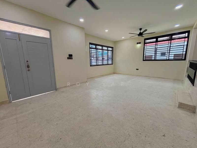 Rumah Berkembar untuk Dijual di Taman Pelangi (Johor Bahru) - Roy Yap - Living Room - PropertyGuru.com.my
