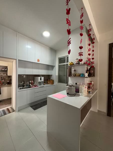 2-storey Terraced House for Sale in Taman Gaya (Ulu Tiram) - Sausa Lee - Kitchen - PropertyGuru.com.my