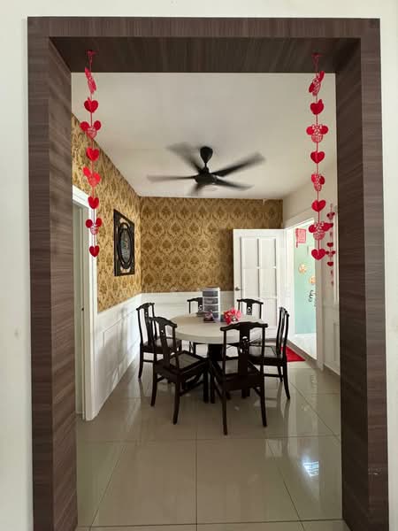 2-storey Terraced House for Sale in Taman Gaya (Ulu Tiram) - Sausa Lee - Dining Room - PropertyGuru.com.my