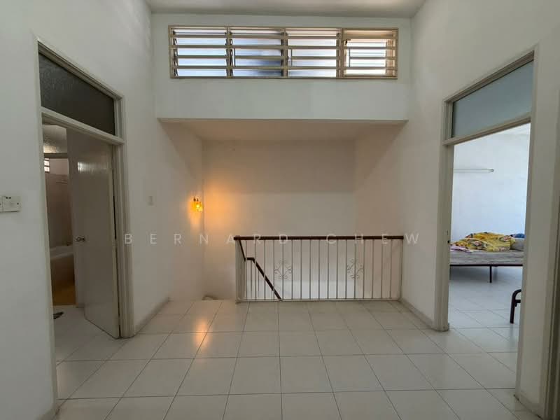 Rumah Teres 2 Tingkat untuk Dijual di Taman Iping (Batu Maung) - Bernard Chew - Interior - PropertyGuru.com.my
