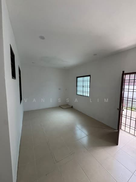 2-storey Terraced House for Sale in Taman Pulai Indah (Johor Bahru) - Vanessa Lim - Interior - PropertyGuru.com.my
