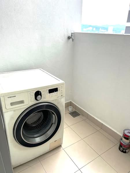 Servis Apartment untuk Disewa di Traders Garden @ Cheras Selatan - Chin Chee Meng - Balcony - PropertyGuru.com.my