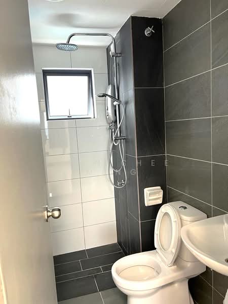 Servis Apartment untuk Disewa di Traders Garden @ Cheras Selatan - Chin Chee Meng - Bathroom - PropertyGuru.com.my