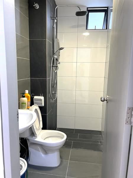 Servis Apartment untuk Disewa di Traders Garden @ Cheras Selatan - Chin Chee Meng - Bathroom - PropertyGuru.com.my