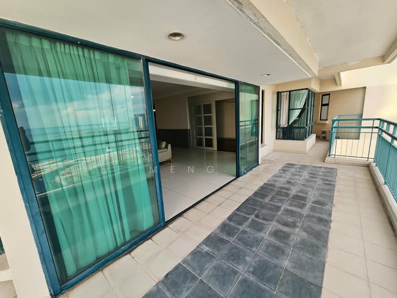 Kondominium untuk Disewa di The Regency Condominium - Lee Meng Keat - Balcony - PropertyGuru.com.my